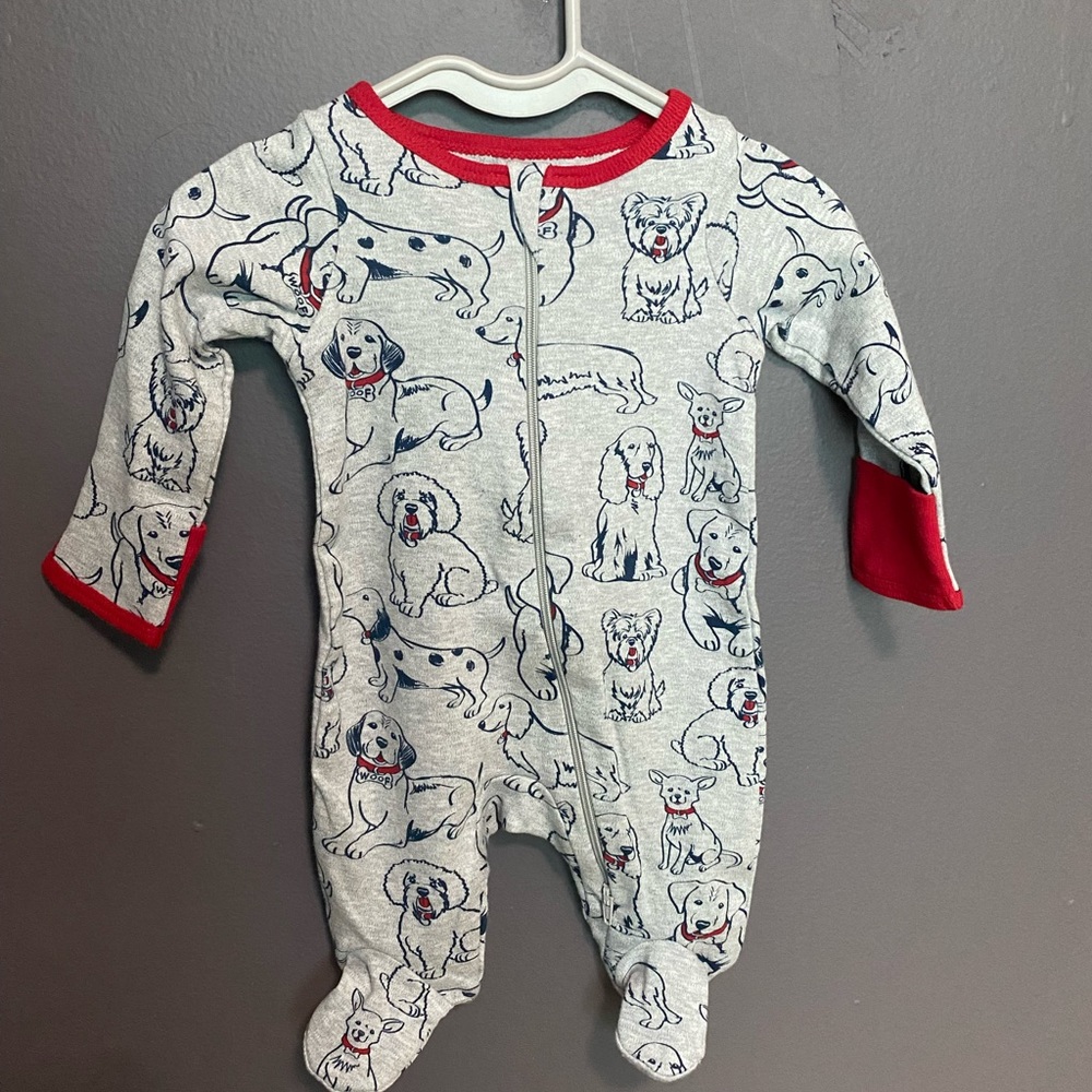 Newborn clothes